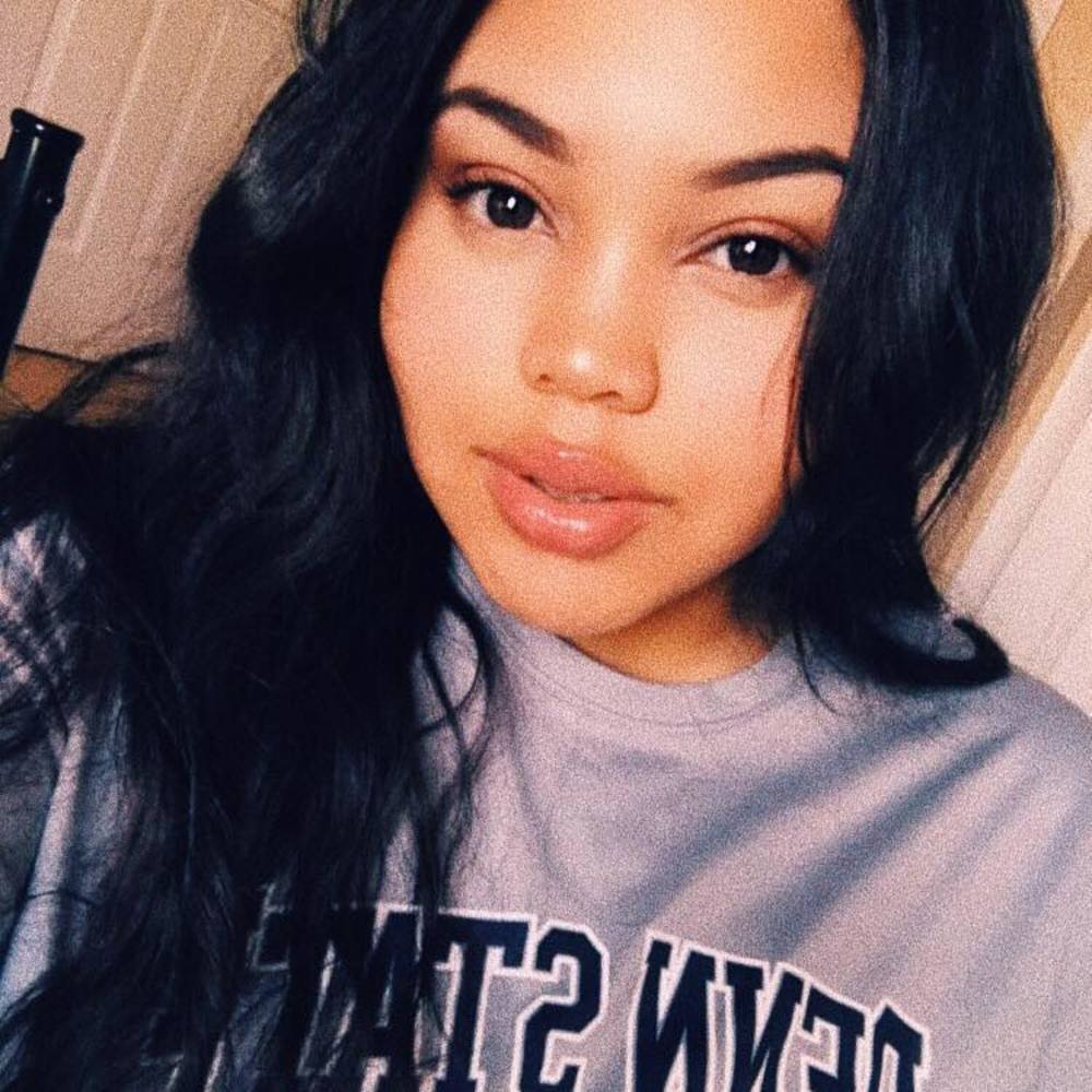 Meet your Posher, Ronni